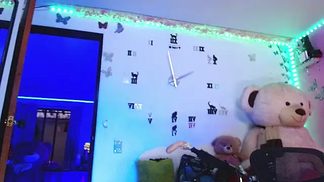 goddess BigassCock online show from 04-07-26, 10:00