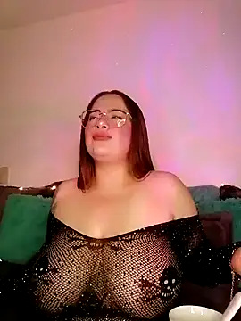 soofy   online show from 12-22-25, 04:23