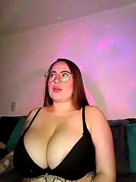 soofy   online show from 04-19-26, 04:24