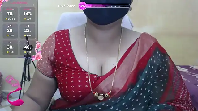 Snapshot of Queen_sakshi chatting on 09-12-25, 04:51 Queen sakshi online show from 09-12-25, 04:51
