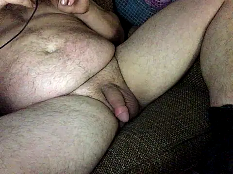 Frankdick01 online show from 10-29-25, 04:22