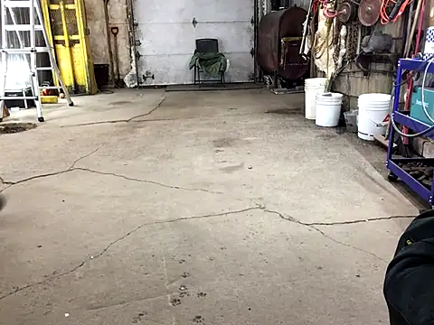 Frankdick01 online show from 11-10-25, 01:21