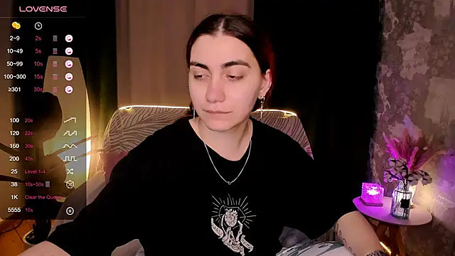 hannacheekss  online show from 10-01-25, 02:06