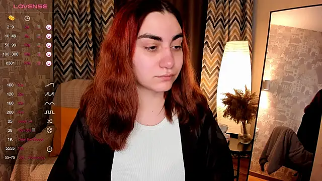 hannacheekss  online show from 10-10-25, 02:12