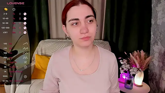hannacheekss  online show from 04-24-26, 02:13
