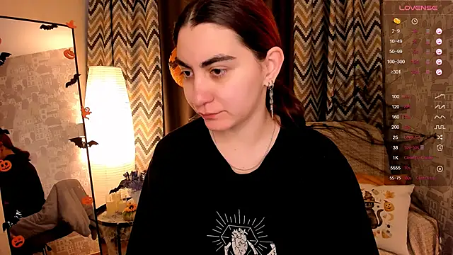 hannacheekss  online show from 10-28-25, 03:51