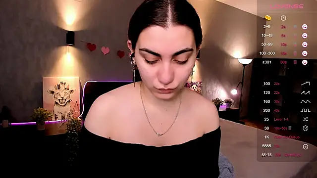 hannacheekss  online show from 09-12-25, 02:01