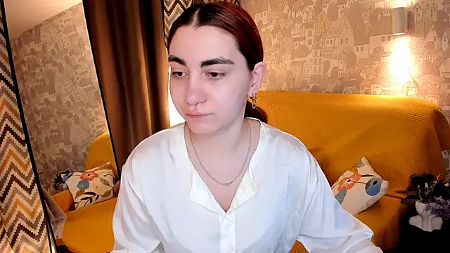 Snapshot of hannacheekss_ chatting on 06-05-26, 02:16 hannacheekss online show from 06-05-26, 02:16