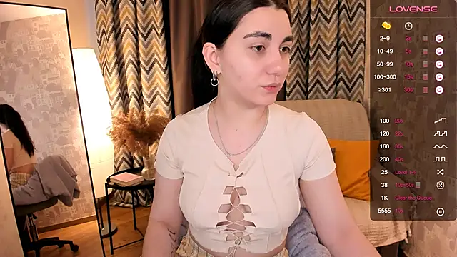 hannacheekss  online show from 03-11-25, 02:21