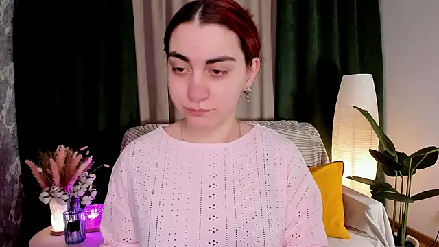 hannacheekss  online show from 05-15-26, 02:09