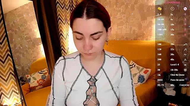 Snapshot of hannacheekss_ chatting on 07-07-26, 02:14 hannacheekss online show from 07-07-26, 02:14