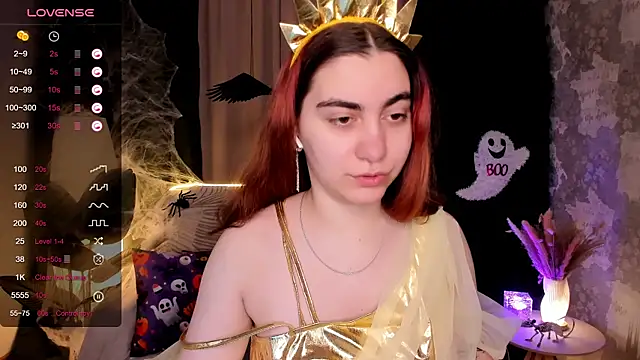 hannacheekss  online show from 10-31-25, 01:57