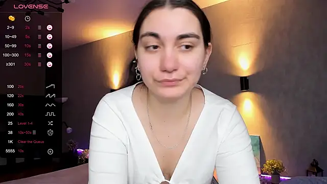 hannacheekss  online show from 03-17-25, 05:01