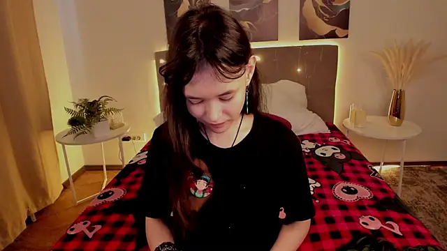 Emily Strikeee online show from 05-15-26, 01:47