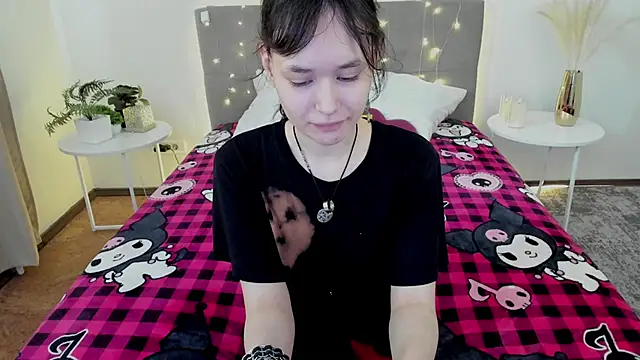 Emily Strikeee online show from 05-28-26, 01:57