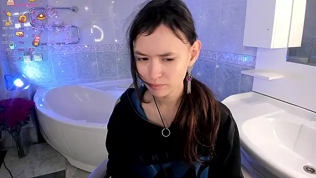 Emily Strikeee online show from 10-10-25, 09:10