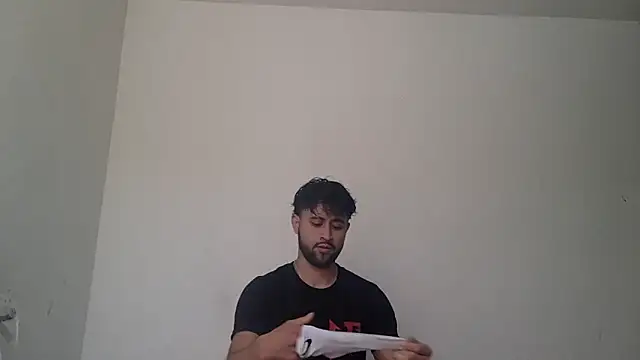 Snapshot of Hxnsovrgon chatting on 06-29-26, 05:56 Hxnsovrgon online show from 06-29-26, 05:56