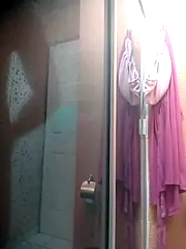 Snapshot of Hxnsovrgon chatting on 03-07-26, 04:41 Hxnsovrgon online show from 03-07-26, 04:41