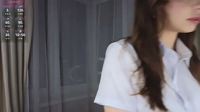 KellyAdderiy online show from 12-19-25, 03:10