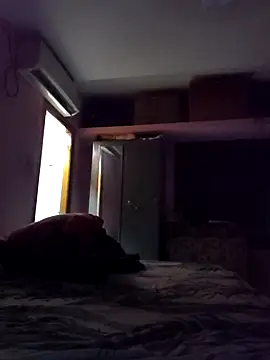 Snapshot of Lilly-queen chatting on 01-25-25, 08:31 Lilly-queen online show from 01-25-25, 08:31