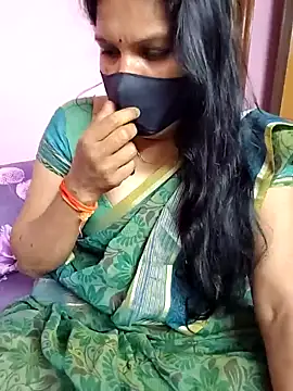 Snapshot of Lilly-queen chatting on 03-19-25, 05:17 Lilly-queen online show from 03-19-25, 05:17