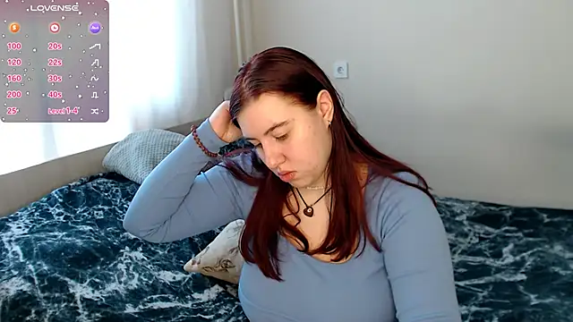Snapshot of BettyandRich_ chatting on 03-15-25, 08:04 BettyandRich online show from 03-15-25, 08:04