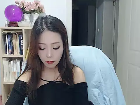 SuSushi728 online show from 11-30-25, 03:35