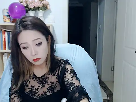SuSushi728 online show from 06-25-26, 04:12