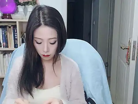 SuSushi728 online show from 01-10-26, 03:40