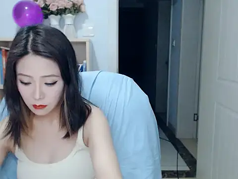 Snapshot of SuSushi728 chatting on 06-14-26, 03:46 SuSushi728 online show from 06-14-26, 03:46