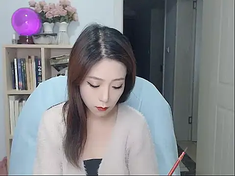 SuSushi728 online show from 10-21-25, 04:06