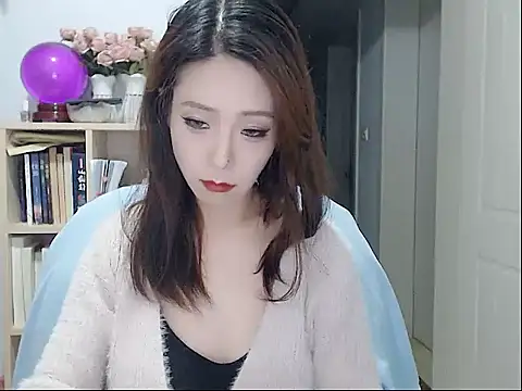 SuSushi728 online show from 11-06-25, 03:27