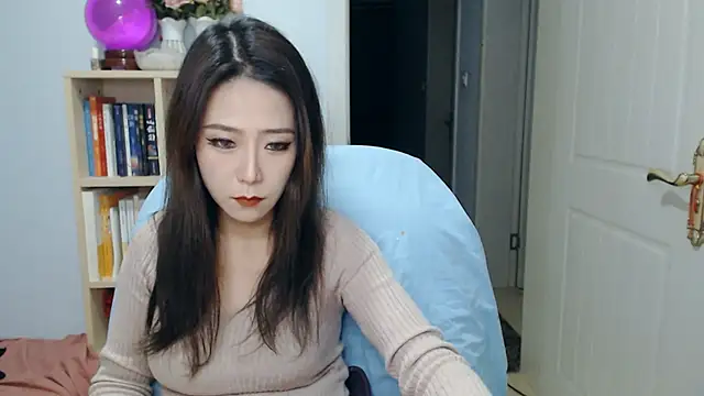 SuSushi728 online show from 03-07-26, 04:23