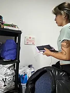 Tefannyy  online show from 03-10-26, 04:22