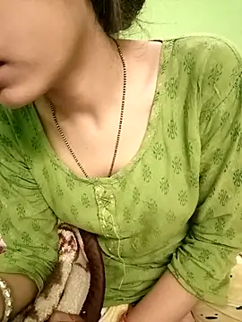 EACH 555 online show from 12-15-25, 09:04