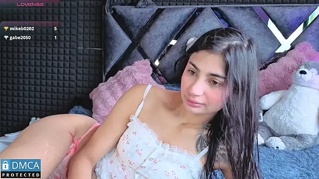 SolBeaumont1 online show from 11-17-25, 07:07