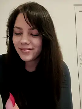 leeya lee online show from 03-20-25, 02:19