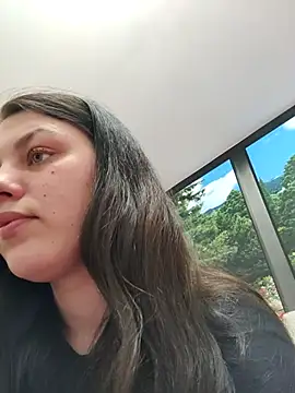 leeya lee online show from 01-26-25, 03:17