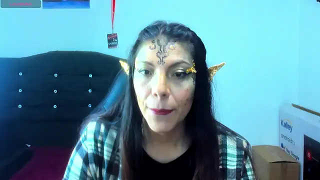 Selenakyle92  online show from 11-01-25, 01:34