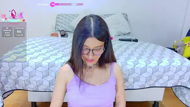  lucysmith online show from 11-25-25, 04:24