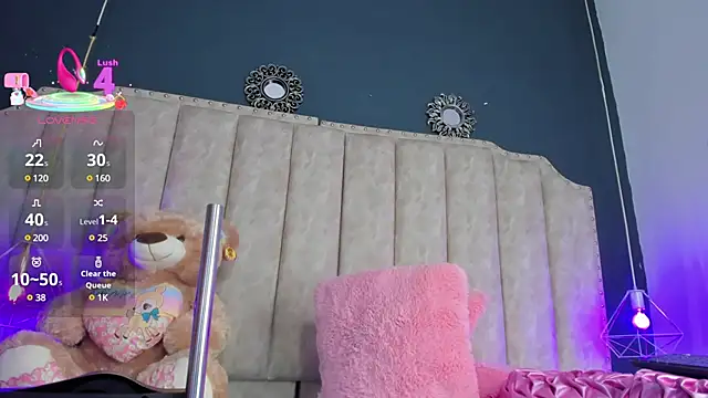 Snapshot of NahiaraReina chatting on 03-15-25, 01:18 NahiaraReina online show from 03-15-25, 01:18