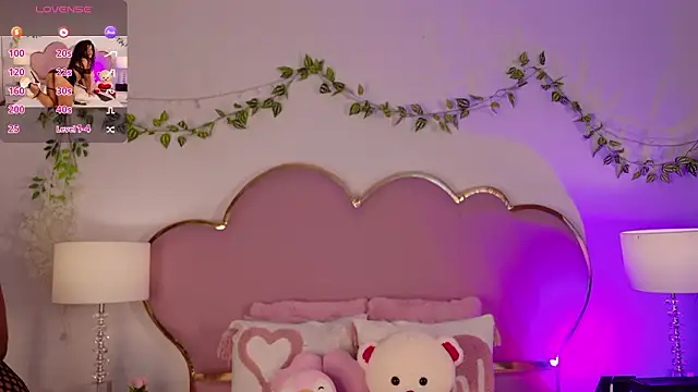 NahiaraReina online show from 02-13-26, 02:17