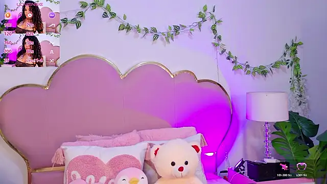 NahiaraReina online show from 02-05-26, 01:29