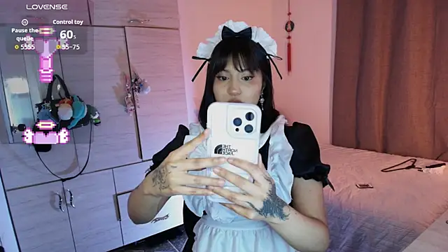 Ju Kyung online show from 03-25-26, 04:23