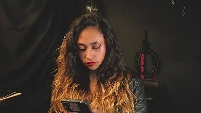 Snapshot of saba_the_courtesan chatting on 02-20-26, 04:42 saba the courtesan online show from 02-20-26, 04:42