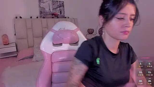 yenny garcia online show from 05-26-26, 06:17