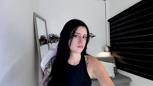 yenny garcia online show from 07-13-26, 06:29