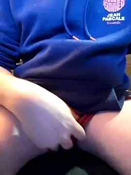 Snapshot of Augsburgfun chatting on 02-20-26, 07:54 Augsburgfun online show from 02-20-26, 07:54