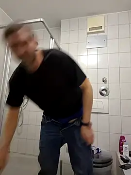 Snapshot of Augsburgfun chatting on 02-15-26, 01:10 Augsburgfun online show from 02-15-26, 01:10