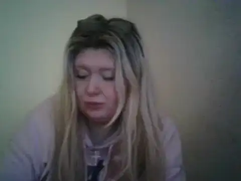 lilah-xo online show from 02-20-25, 01:40